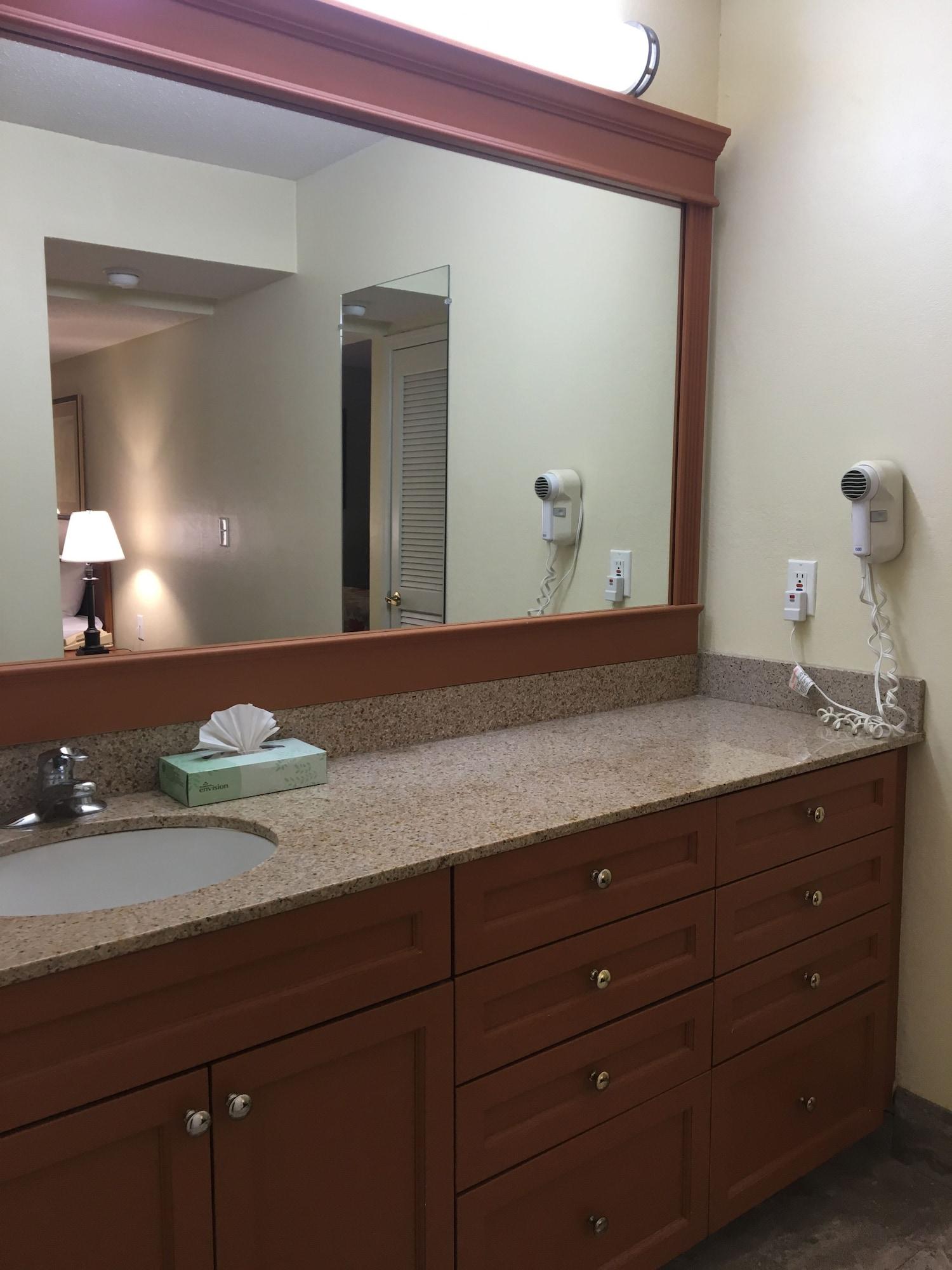 Affordable Suites Of America Grand Rapids Kentwood Bagian luar foto