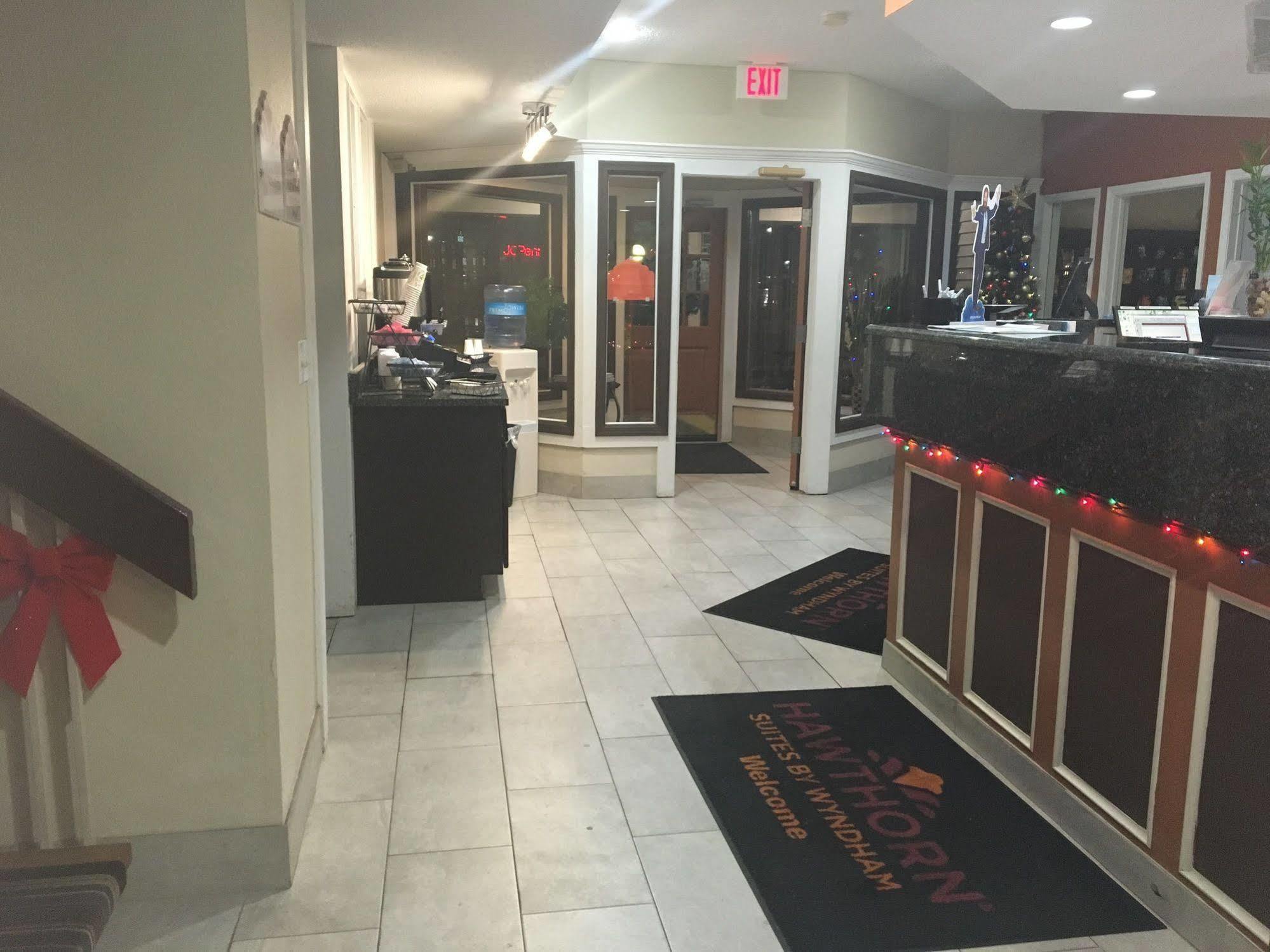 Affordable Suites Of America Grand Rapids Kentwood Bagian luar foto